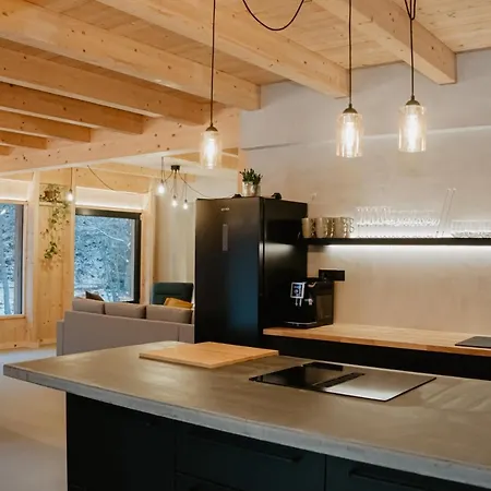 Vagusbouda / Hogo& *