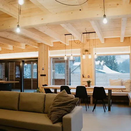 Horská chata Vagusbouda / Hogo& *