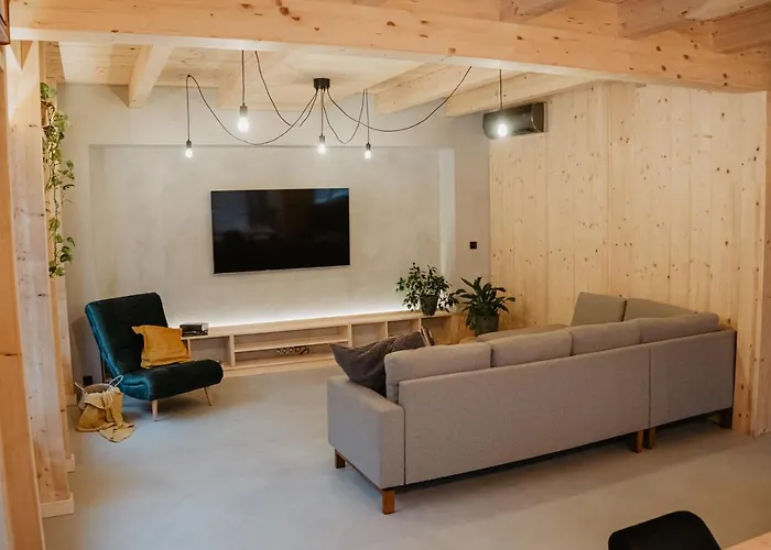 Vagusbouda / Hogo& Domek alpejski